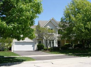 5304 Wirestem Ct, Naperville, IL 60564