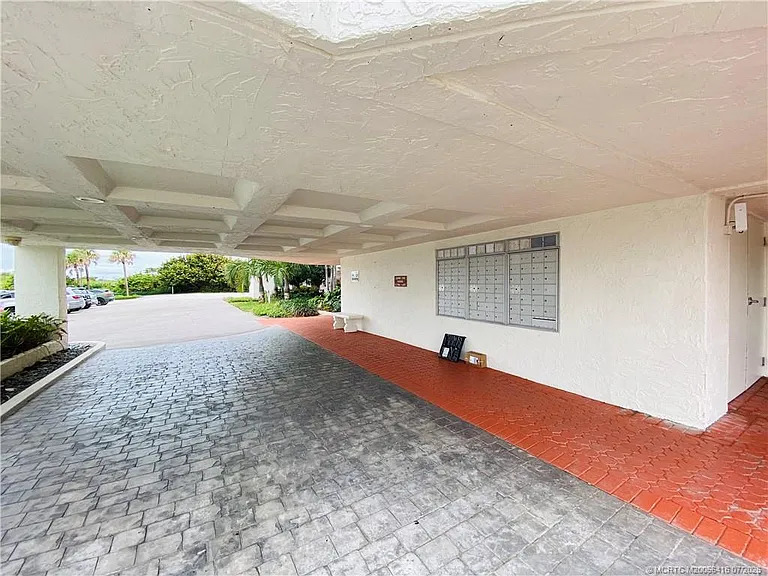 9400 S Ocean Dr #1003-B — Photo 57
