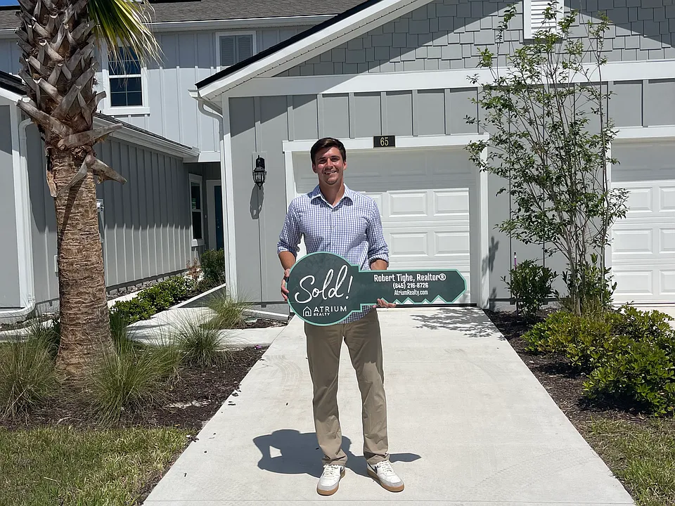 65 Playa De Luna Ln