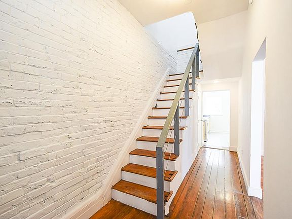 2nd image of 305 Cedar St #1