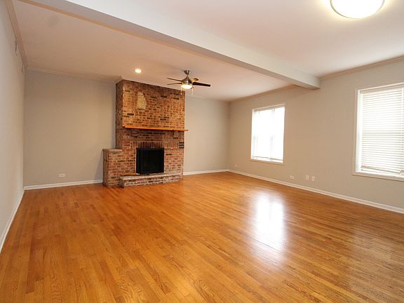 2nd image of 617 W Drummond Pl #1AW