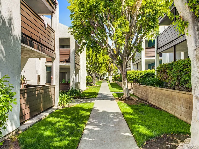 Kendallwood — Photo 14