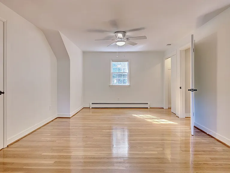 114 Richards Rd — Photo 34