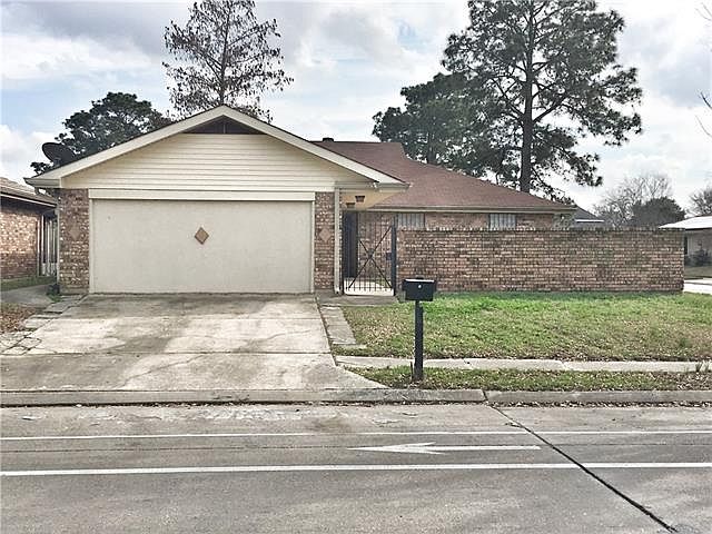 1st image of 9000 Lake Forest Blvd