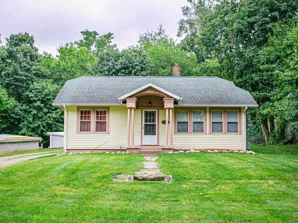 1544 E Michigan Ave, Albion, MI 49224