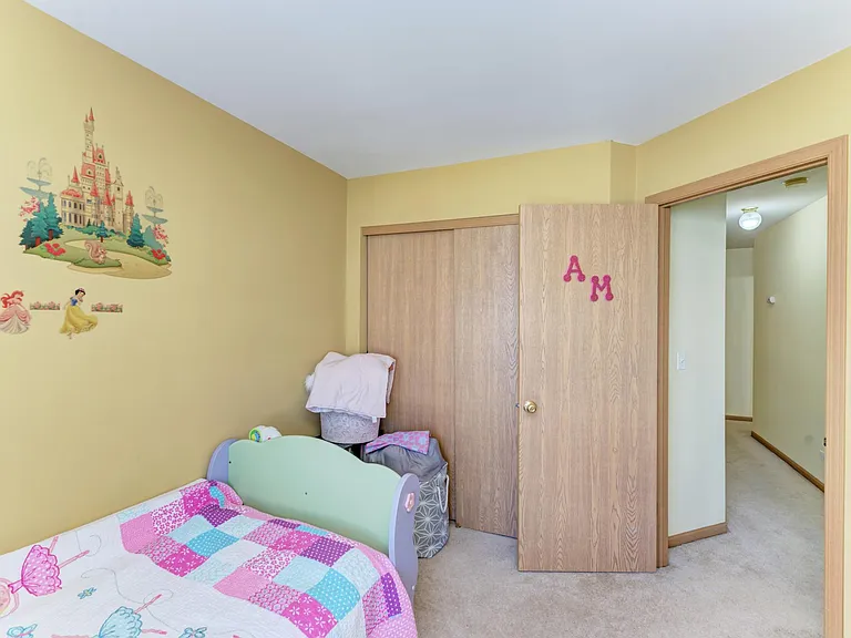 2272 Reflections Dr — Photo 10