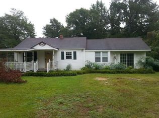 229 S Green St, Parkton, NC 28371