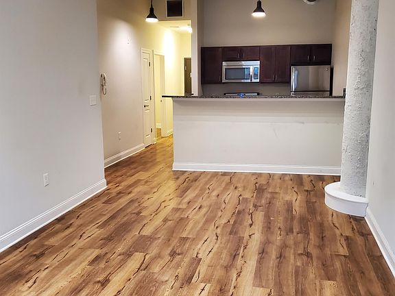 2nd image of 733 Broadway #201