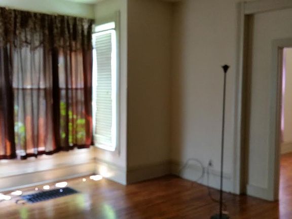 5th image of 212 S 2nd St #1