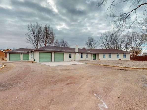 6 Shady Ln, Los Lunas, NM 87031