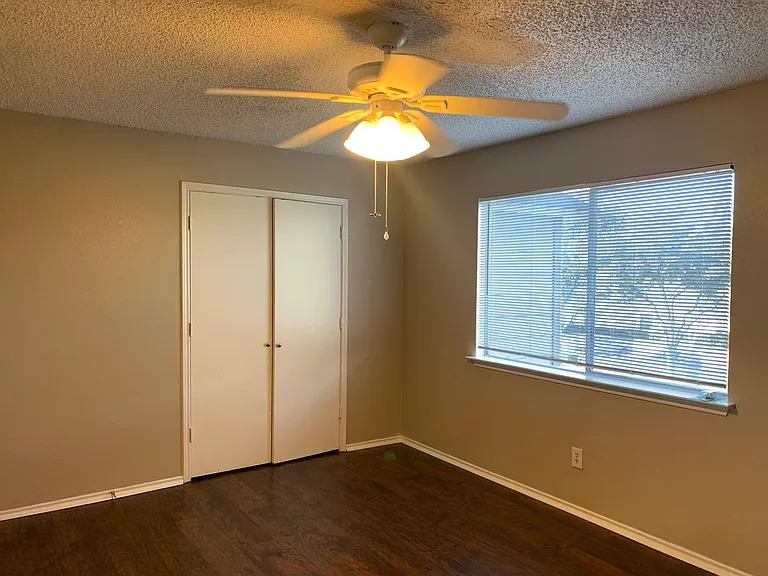 512 Rita Lane — Photo 12