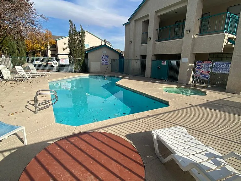 5271 Lindell Rd #202 — Photo 22