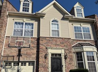 3135 Fieldstone Ct, Garnet Valley, PA 19060
