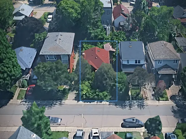 21 17th St, Toronto, ON M8V 3K2