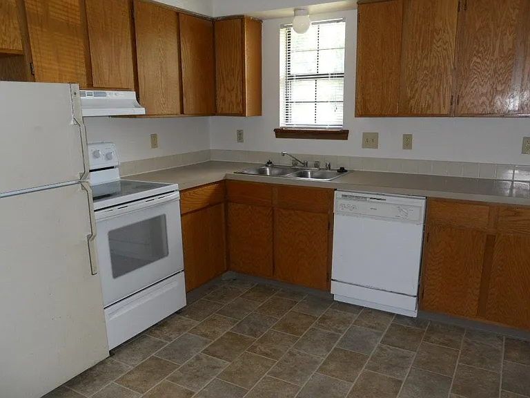 3608 Westridge Dr #A — Photo 3