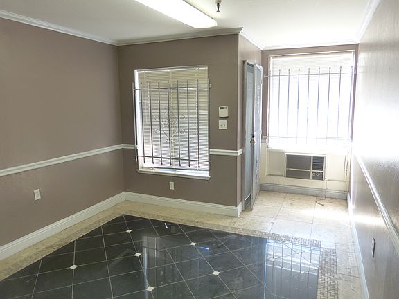2nd image of 5710 Auburn Blvd Ste 16