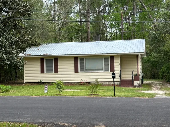 415 Canna Dr, Valdosta, GA 31602