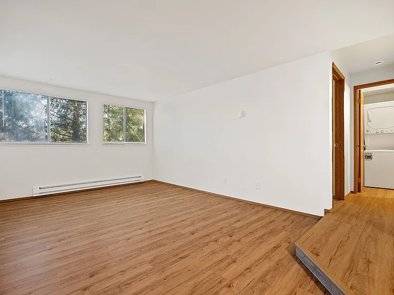 Seattle North Apartments — Photo 60