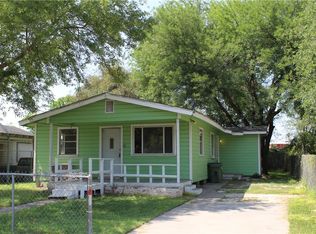 651 Trevino St, Alice, TX 78332