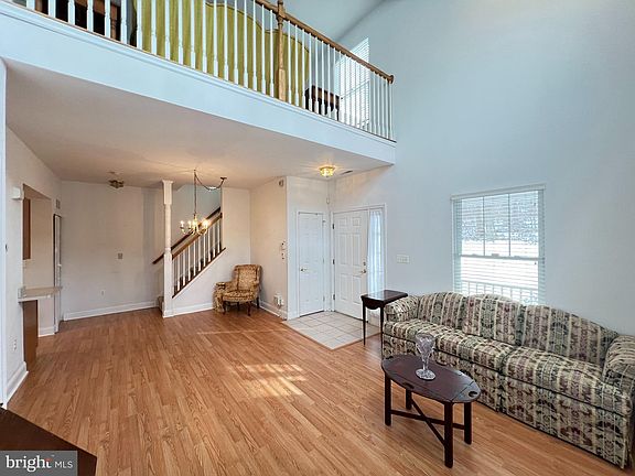 5th image of 510 Easy St #T52