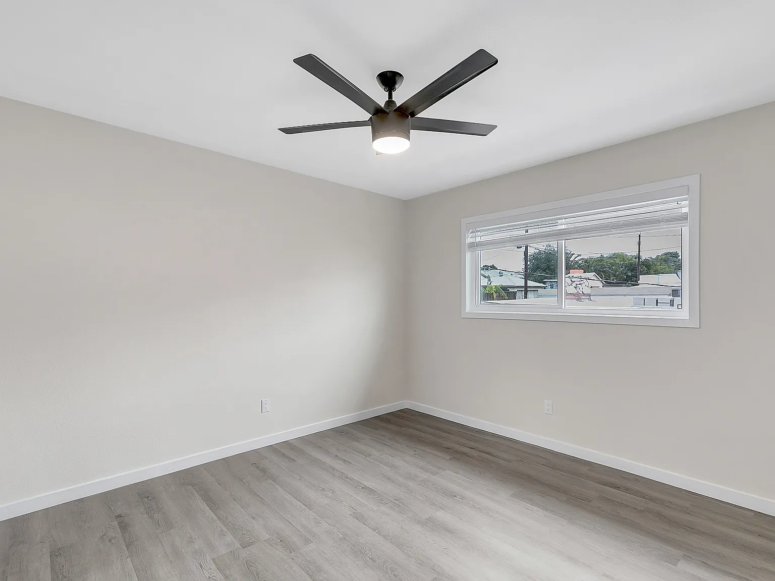 2 bed, 845 sqft, $2,699 — Photo 4