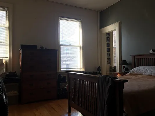 Rented by Grand & Co. | media 12