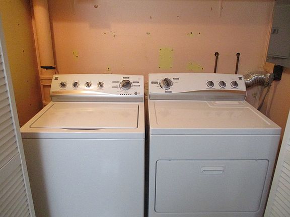 2nd image of 2007 Schuyler Dr
