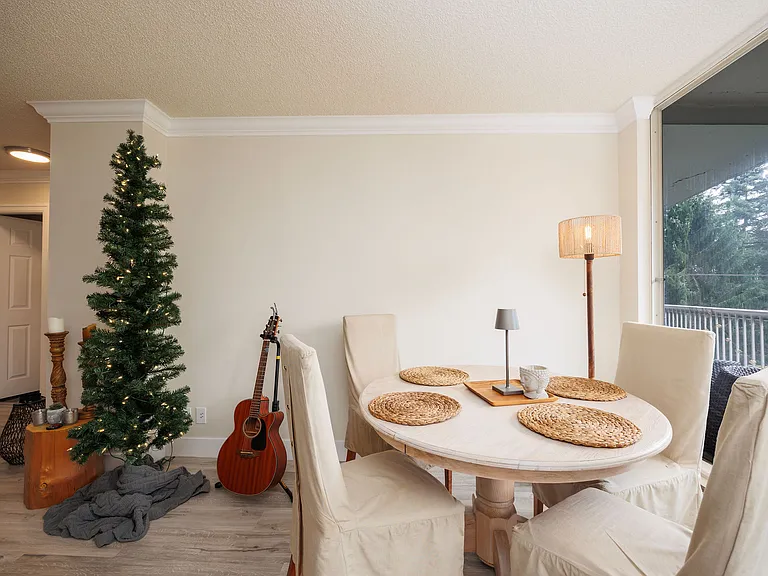 2024 Fullerton Ave #710 — Photo 6