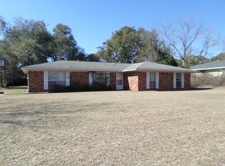 211 Tracey Cir, Enterprise, AL 36330