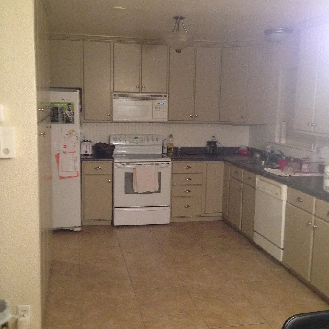 Nice 3 bed 2 bath 1 car garage home for rent $2350 — Photo 2