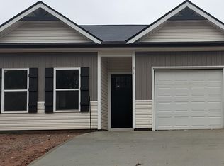 31 Lawrence St, Inman, SC 29349