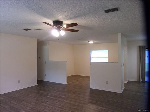 2nd image of 4371 N East Ave #10