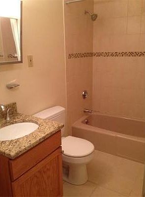 2nd image of 880 E 4th St APT 1-4