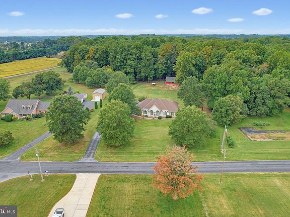 2nd image of 577 Bowman Rd