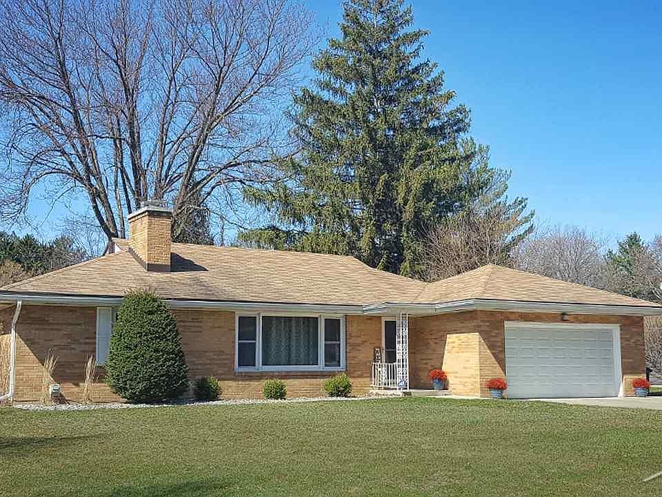 1st image of 1435 Delta Dr