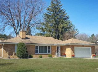 1435 Delta Dr, Saginaw, MI 48638