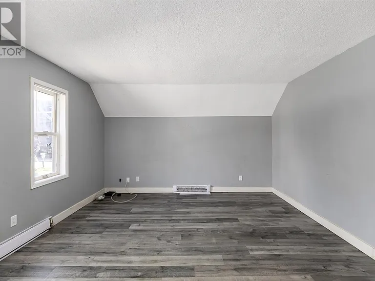 515 Albert St E #2 — Photo 12