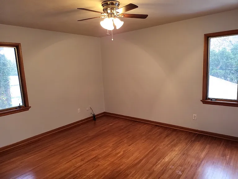 4328 W Bancroft St #1 — Photo 17
