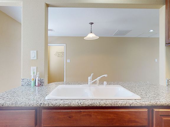 3rd image of 10602 W Hidden Lake Ln #10602