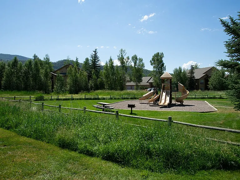 2875 Village Dr #ID1564271P — Photo 27