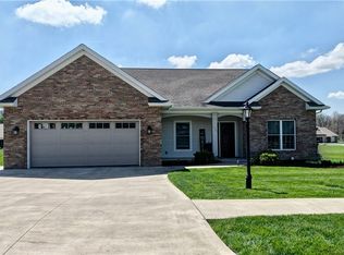 5201 Falcon Dr, Millersburg, OH 44654
