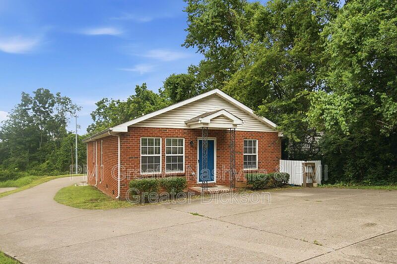 1st image of 1208 Coreland Dr Unit A