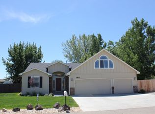 3807 E Kings Gate Dr, Nampa, ID 83687