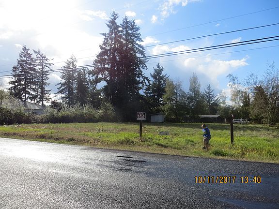 3rd image of 10102 40th Ave E