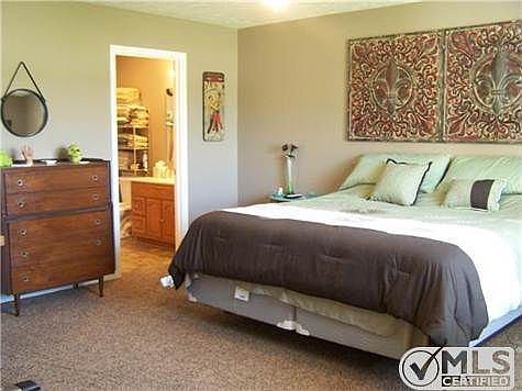 3rd image of 43 Laurelwood Cv