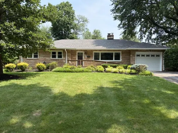 9021 Weir St, Manassas, VA 20110