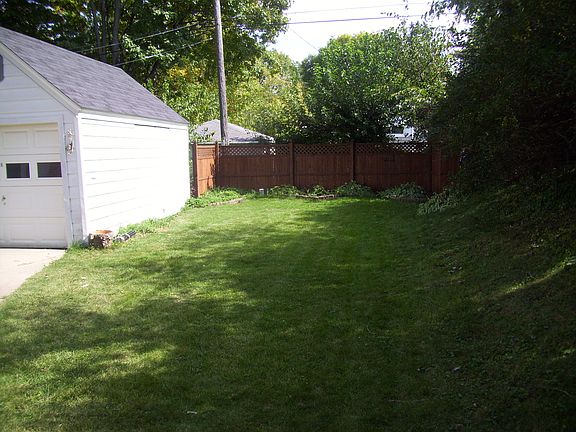 3rd image of 500 N 115th St