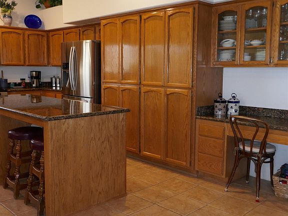 4th image of 3748 W 18th Pl