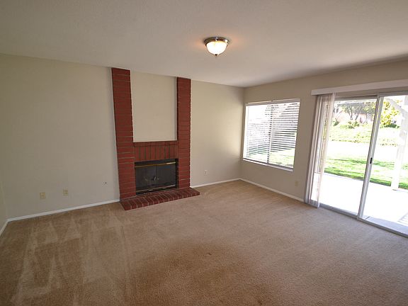 4th image of 6474 N Beechwood Ave