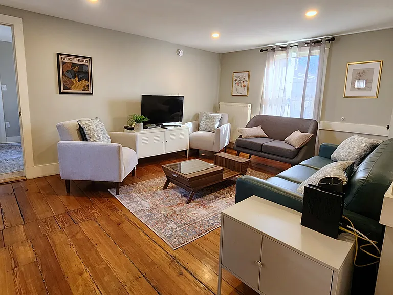 257 Vaughan St #2 — Photo 7